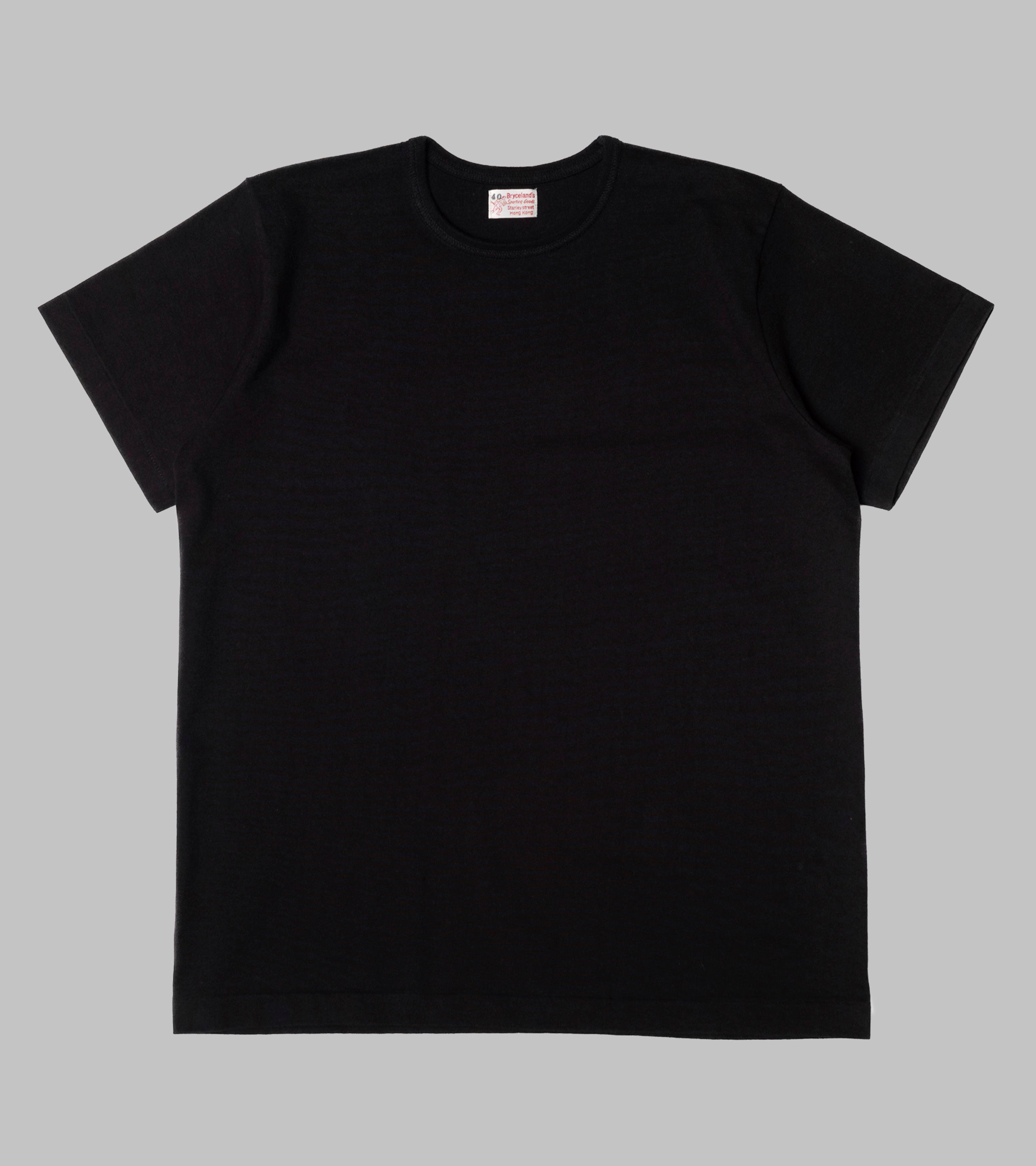 tee-black-01.jpg?v=1742050937