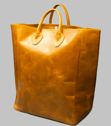  Bryceland's Mame Tote Tan