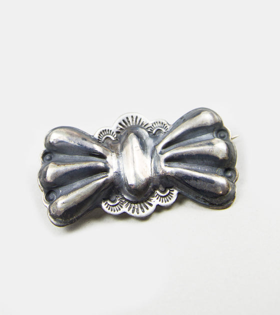 Red Rabbit Bow Pin Silver No.2